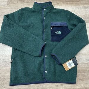 The North Face Green Fleece Jacket new with tags Sherpa jacket men green medium